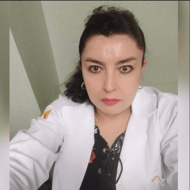 Dra. Sonia Rodríguez Morales en consulta